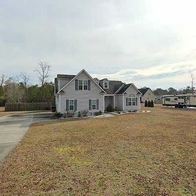 180 Century Rd, Hampstead, NC 28443