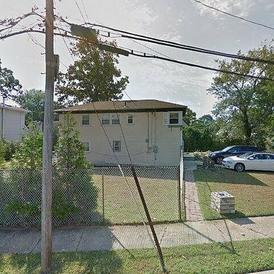 180 E Pennywood Ave, Roosevelt, NY 11575