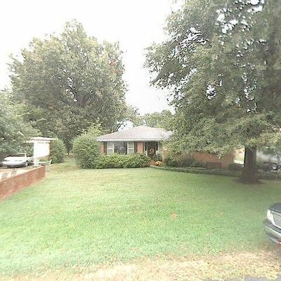 1802 Granvue Dr, Stuttgart, AR 72160