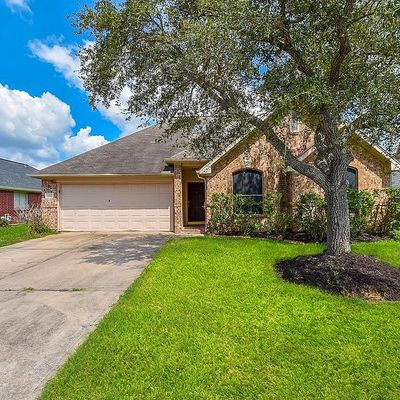 1806 Quiet Hollow Dr, Fresno, TX 77545