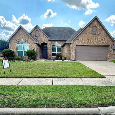 1816 Oak Lodge Dr, Pearland, TX 77581