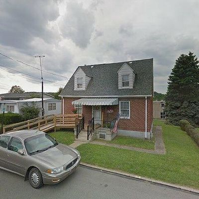 1526 Parr St, Greensburg, PA 15601