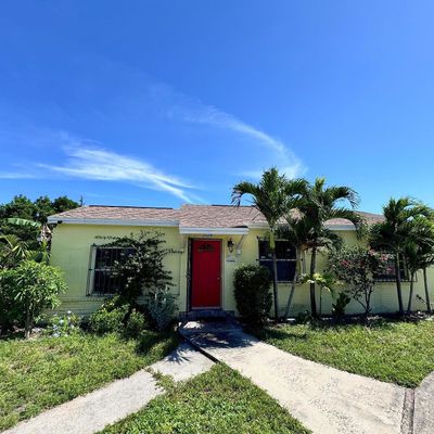 1528 N D St, Lake Worth Beach, FL 33460