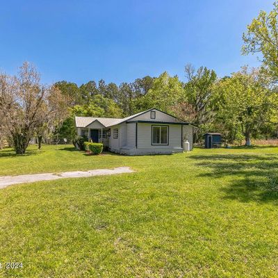 153 Sun Garden Road, Palatka, FL 32177