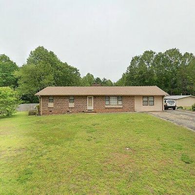 153 S Bruce St, Baldwin, GA 30511