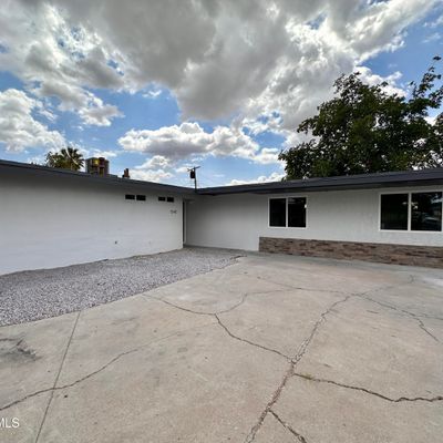 1540 Country Club Cir, Las Cruces, NM 88001