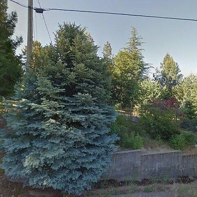 15429 Lakeview Dr, Grass Valley, CA 95945