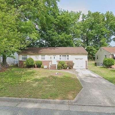 1543 Mark Dr, Hampton, VA 23661