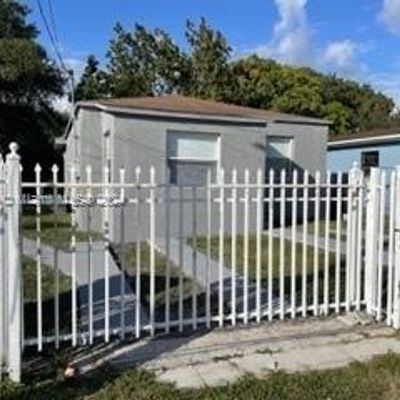 1545 Nw 68st, Miami, FL 33147