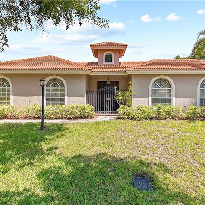 1578 Inventors Ct, Fort Myers, FL 33901