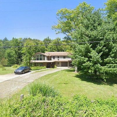 1590 Lee Rd, Waterford, PA 16441