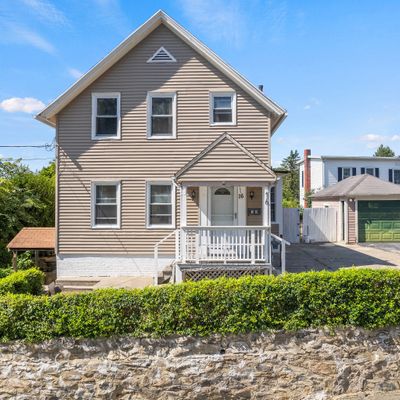 16 Mulberry St, Norwich, CT 06360