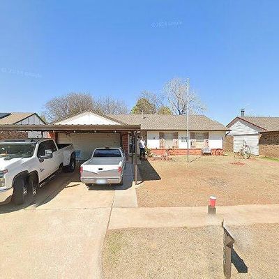 1609 Ne 4 Th St, Moore, OK 73160