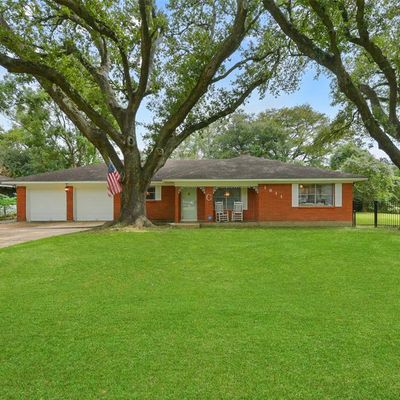 1611 Austin St, La Marque, TX 77568