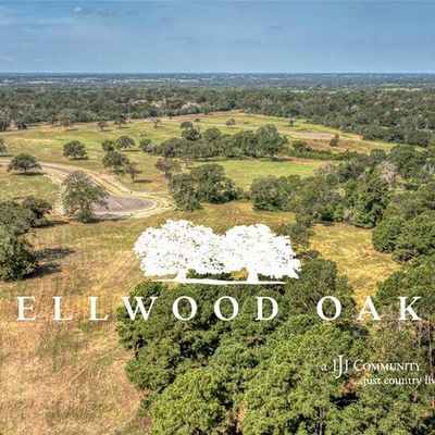 197 Oak Hill Lane, Bellville, TX 77418