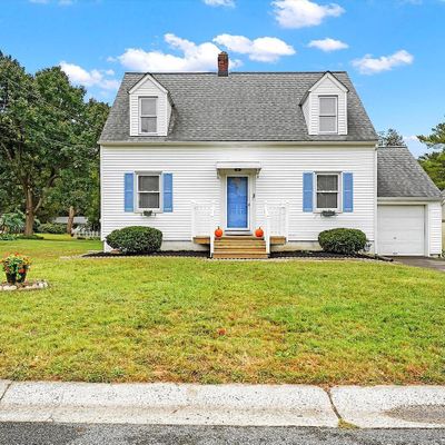 2 Poplar Ave, Newark, DE 19711