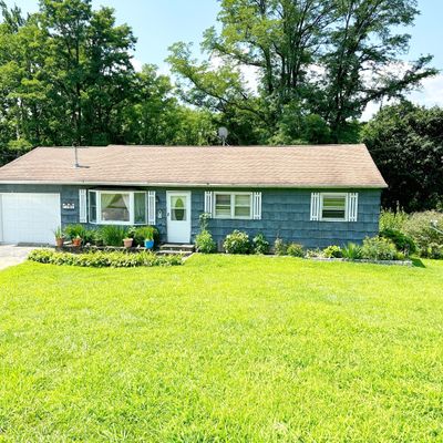 20 Dartmouth Rd, New Milford, CT 06776