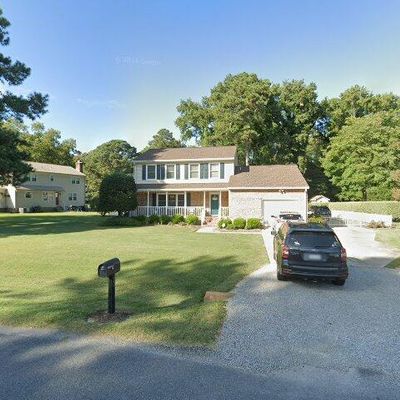 20 Nelson Maine, Carrollton, VA 23314