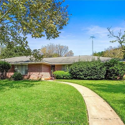 200 Elm Street, Prairie View, TX 77484