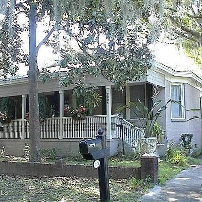 2004 North St, Beaufort, SC 29902