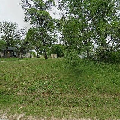 201 Cornstubble Ln, Poolville, TX 76487