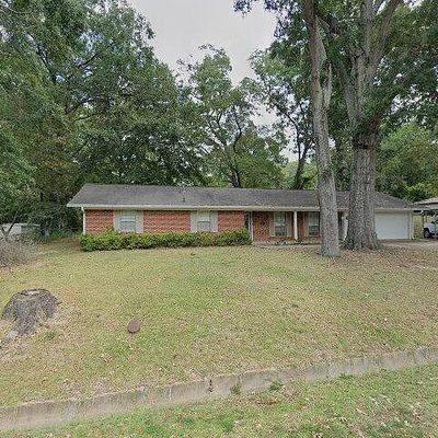 201 Live Oak Dr, Natchez, MS 39120