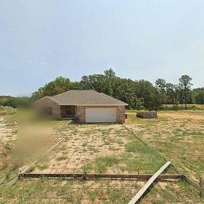 201 S Quillie Ave, Mount Pleasant, TX 75455