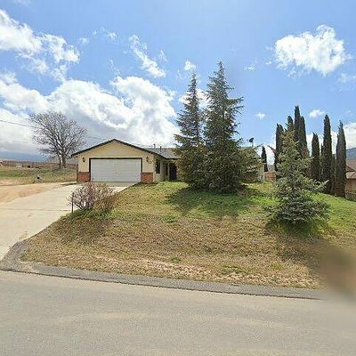 20220 Sears Dr, Tehachapi, CA 93561