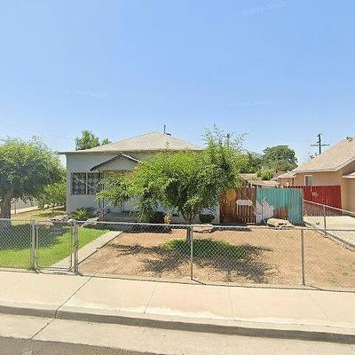 203 Lafayette Ave, Lindsay, CA 93247