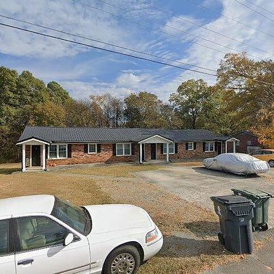 204 Greenbriar Dr, Cedartown, GA 30125