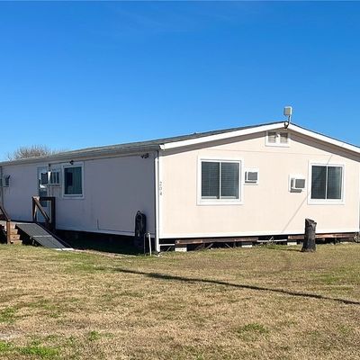 204 S Quail Run Avenue, Port Lavaca, TX 77979