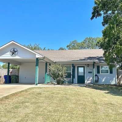 205 Chestnut St, Whitesboro, TX 76273