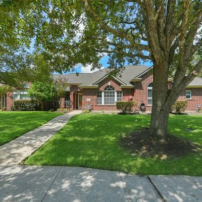 206 Clearview Avenue, Friendswood, TX 77546