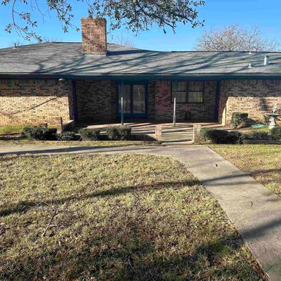 207 Lovers Ln, Malakoff, TX 75148