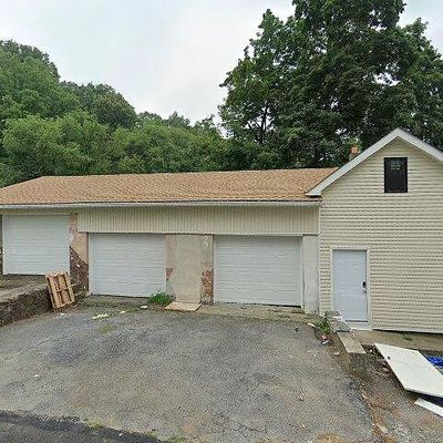 2078 Saucon Ave, Bethlehem, PA 18015