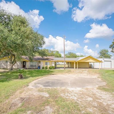 2094 County Road 166, Bay City, TX 77414