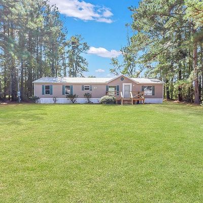 21 Barn Road Circle, Jesup, GA 31545