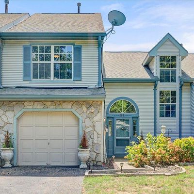 21 Madison Ct, Manalapan, NJ 07726