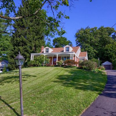 21 Maple Rd, York, PA 17403