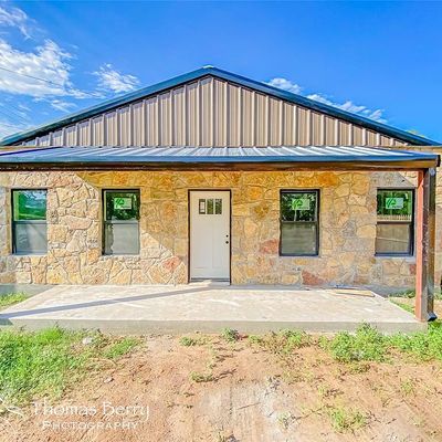 210 5th, Clyde, TX 79510