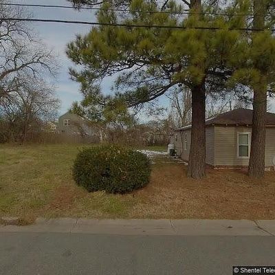 210 Woodrow Avenue, Suffolk, VA 23434