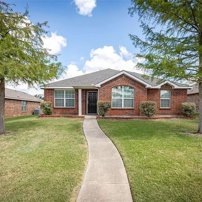 1831 Shanna Dr, Lancaster, TX 75134