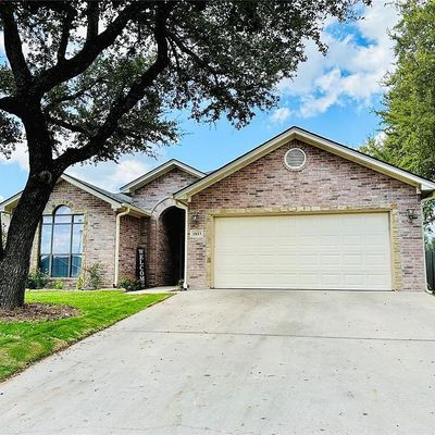 1833 Roadrunner Dr, Weatherford, TX 76088