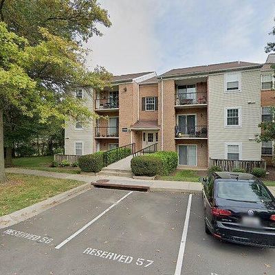 18334 Streamside Dr, Gaithersburg, MD 20879