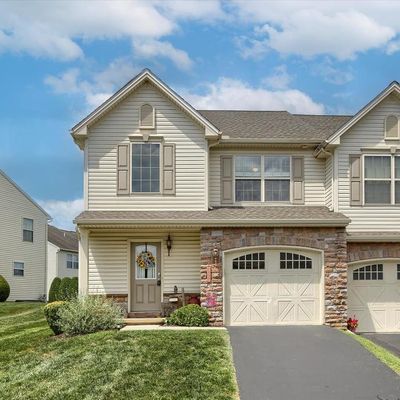 1837 Vista Dr, Mechanicsburg, PA 17055