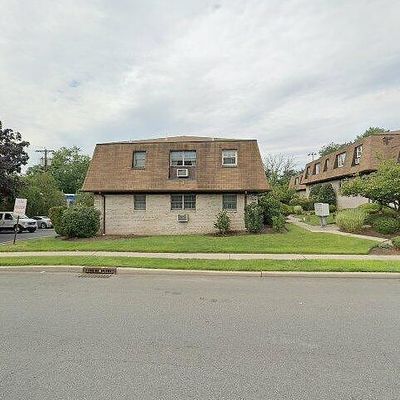 184 S Washington Ave, Bergenfield, NJ 07621