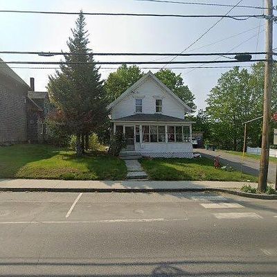 19 Church St, Oakland, ME 04963