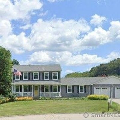 19 Tory Dr, Uncasville, CT 06382