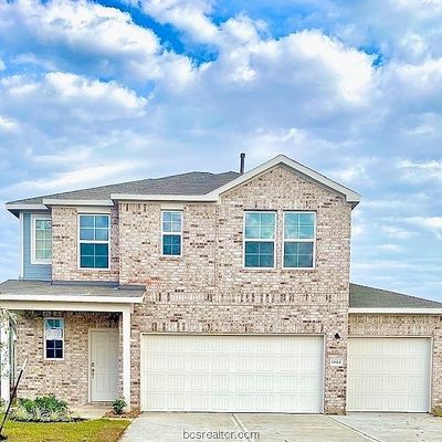 1903 Spyglass Dr, Navasota, TX 77868