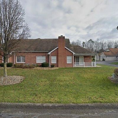 191 Woodhawk Ln, Butler, PA 16001